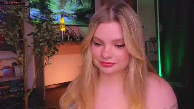 Image 10 of hottie_jane Stream on Chaturbate on 24 days ago