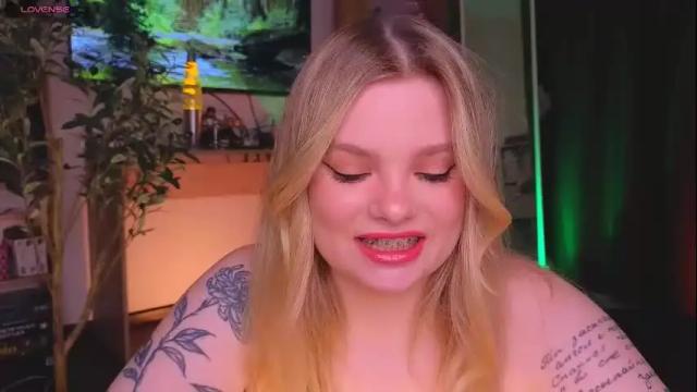 Image 11 of hottie_jane Stream on Chaturbate on 24 days ago