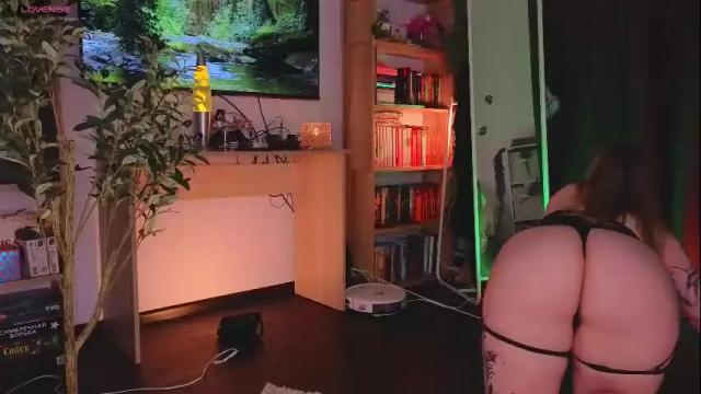 Image 12 of hottie_jane Stream on Chaturbate on 24 days ago