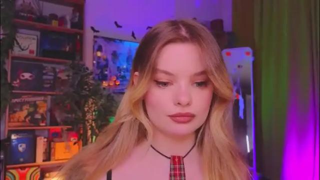 Image 12 of hottie_jane Stream on Chaturbate on 2 months ago