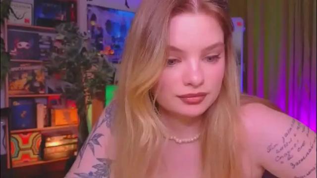 Image 3 of hottie_jane Stream on Chaturbate on 2 months ago