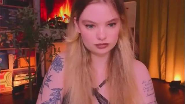 Image 3 of hottie_jane Stream on Chaturbate on 2 months ago