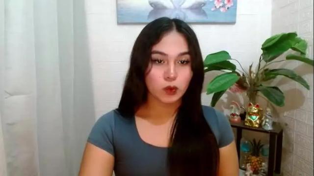 Image 10 of hottie_kiraxxx Stream on Chaturbate on 2 months ago