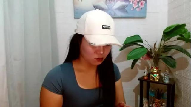Image 12 of hottie_kiraxxx Stream on Chaturbate on 2 months ago