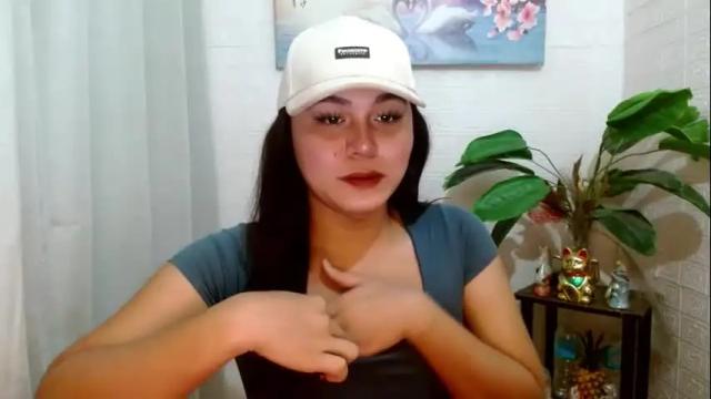 Image 4 of hottie_kiraxxx Stream on Chaturbate on 2 months ago