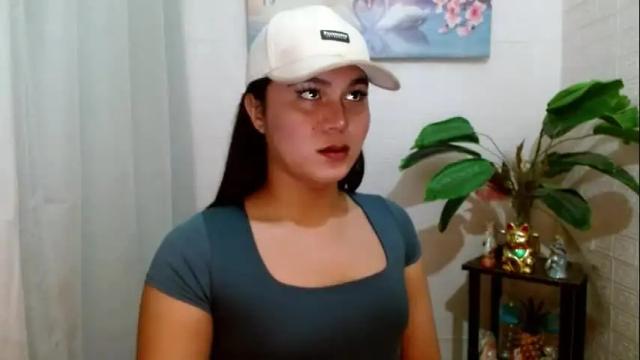 Image 7 of hottie_kiraxxx Stream on Chaturbate on 2 months ago