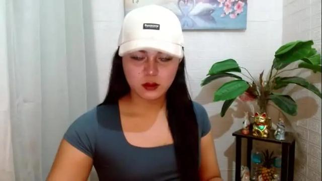 Image 8 of hottie_kiraxxx Stream on Chaturbate on 2 months ago