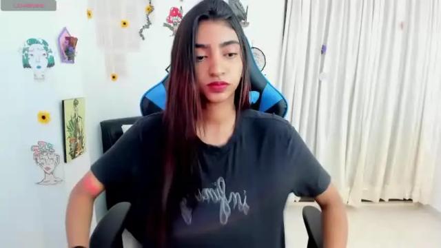 Thumbnail 3, hottie_veronica's Stream at Chaturbate, 12 months ago