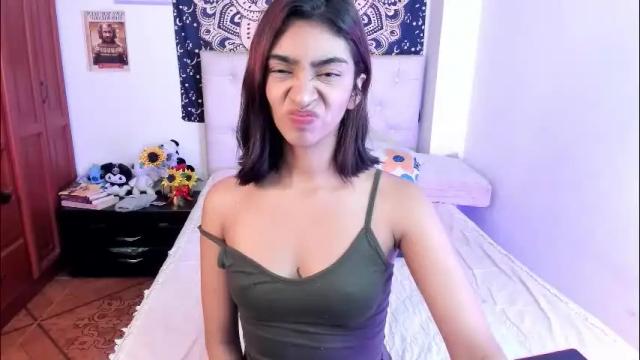 Image 10 of hottie_veronica Stream on Chaturbate on 2 months ago