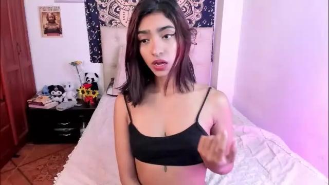 Image 2 of hottie_veronica Stream on Chaturbate on 1 month ago