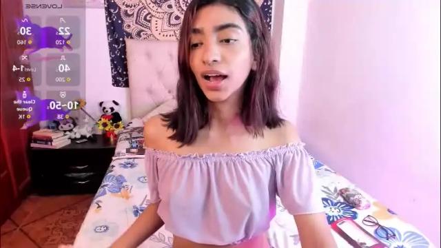 Image 8 of hottie_veronica Stream on Chaturbate on 23 days ago