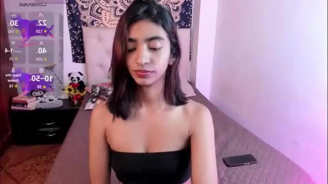 Image 10 of hottie_veronica Stream on Chaturbate on 17 days ago