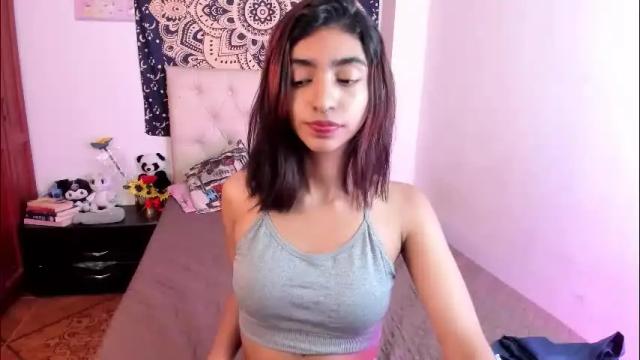 Image 12 of hottie_veronica Stream on Chaturbate on 16 days ago