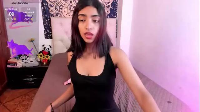 Image 4 of hottie_veronica Stream on Chaturbate on 11 days ago