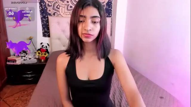 Image 6 of hottie_veronica Stream on Chaturbate on 11 days ago