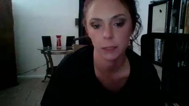 Image 3 of hottiemommie9384 Stream on Chaturbate on 19 months ago