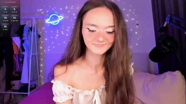 Image 2 of hottiesteverly Stream on Chaturbate on 1 month ago