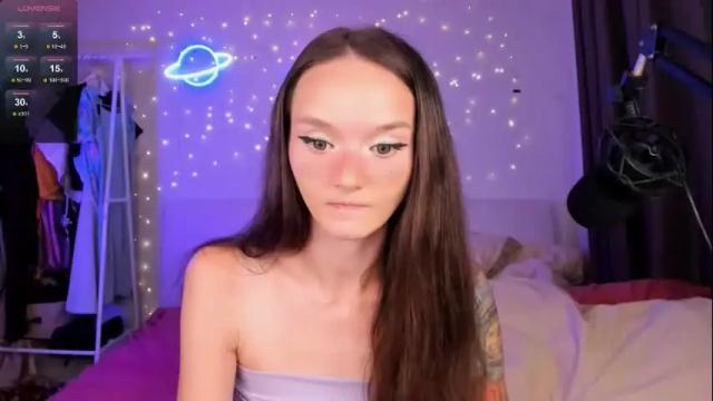 Image 10 of hottiesteverly Stream on Chaturbate on 1 month ago