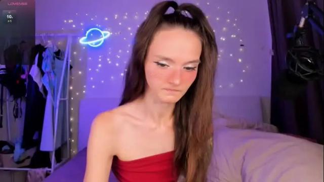 Image 4 of hottiesteverly Stream on Chaturbate on 23 days ago