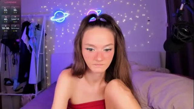 Image 6 of hottiesteverly Stream on Chaturbate on 23 days ago