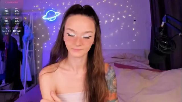 Image 11 of hottiesteverly Stream on Chaturbate on 13 days ago