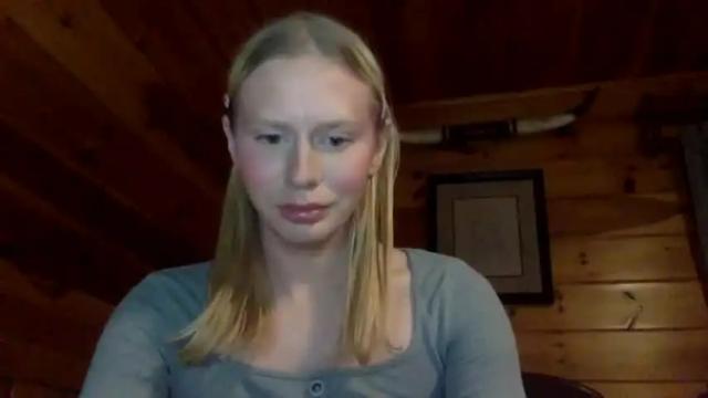 Image 3 of hottransgirlie Stream on Chaturbate on 21 months ago