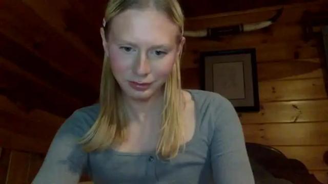 Image 8 of hottransgirlie Stream on Chaturbate on 21 months ago