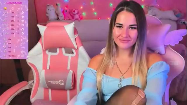 Image 10 of hotty_girls_here Stream on Chaturbate on 10 hours ago