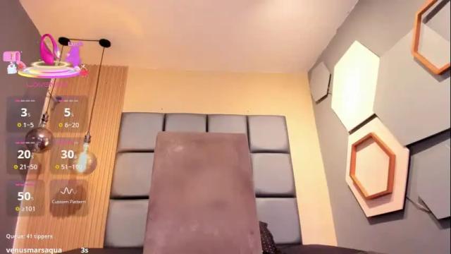Image 8 of hotty_red_ Stream on Chaturbate on 1 month ago