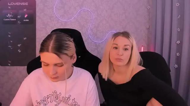 Image 6 of hottyblonds Stream on Chaturbate on 13 months ago