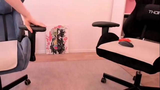 Image 2 of hottyblonds Stream on Chaturbate on 8 days ago