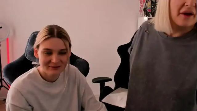 Image 2 of hottyblonds Stream on Chaturbate on 1 month ago