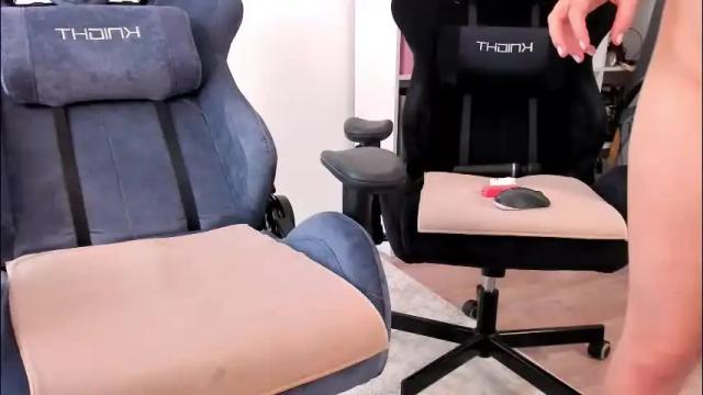 Image 10 of hottyblonds Stream on Chaturbate on 2 months ago