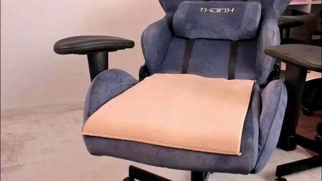 Image 3 of hottyblonds Stream on Chaturbate on 1 month ago