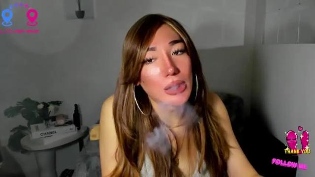 Image 6 of hottycrishinaxx Stream on Chaturbate on 13 months ago