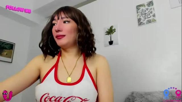 Image 3 of hottycrishinaxx Stream on Chaturbate on 1 month ago