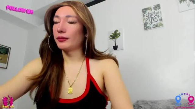Image 2 of hottycrishinaxx Stream on Chaturbate on 20 days ago
