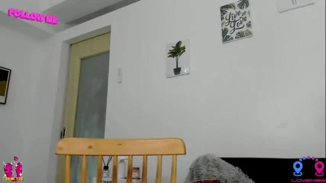 Image 2 of hottycrishinaxx Stream on Chaturbate on 8 days ago
