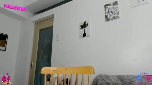 Image 2 of hottycrishinaxx Stream on Chaturbate on 1 month ago
