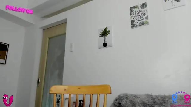 Image 8 of hottycrishinaxx Stream on Chaturbate on 24 days ago