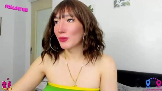 Image 2 of hottycrishinaxx Stream on Chaturbate on 13 days ago