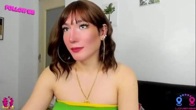 Image 8 of hottycrishinaxx Stream on Chaturbate on 12 days ago