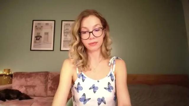 Image 11 of hottymilana Stream on Chaturbate on 12 months ago