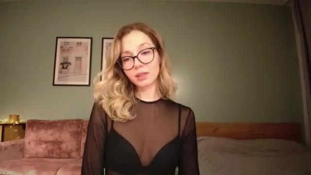 Image 7 of hottymilana Stream on Chaturbate on 12 months ago