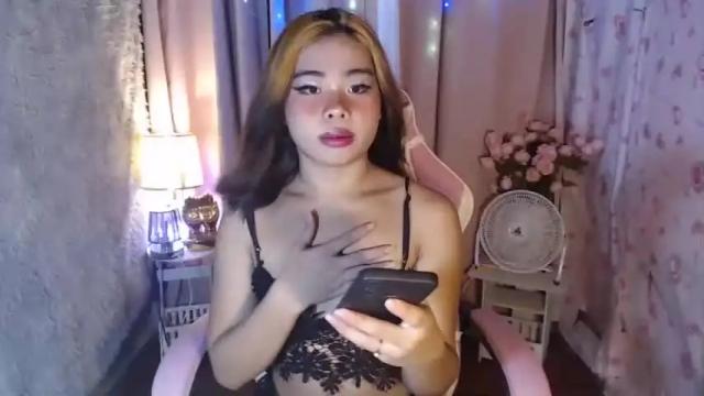 Image 11 of hotvannie Stream on Chaturbate on 18 months ago