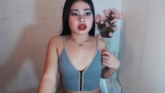 Image 3 of hotvannie Stream on Chaturbate on 15 months ago