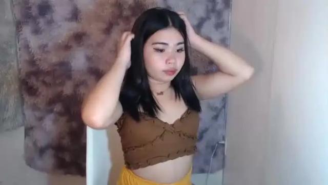 Image 11 of hotvannie Stream on Chaturbate on 14 months ago