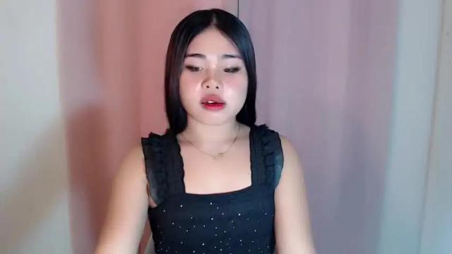 Image 2 of hotvannie Stream on Chaturbate on 14 months ago