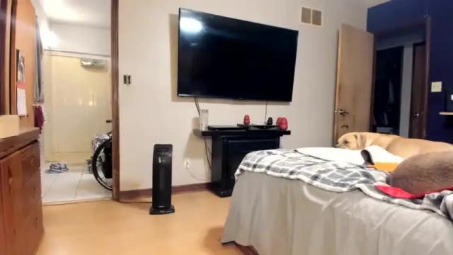 Image 8 of hotwheeler Stream on Chaturbate on 20 months ago
