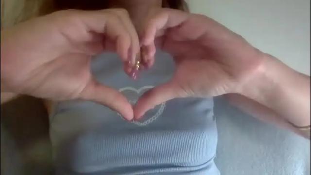 Image 2 of hotwinterxx Stream on Chaturbate on 3 months ago